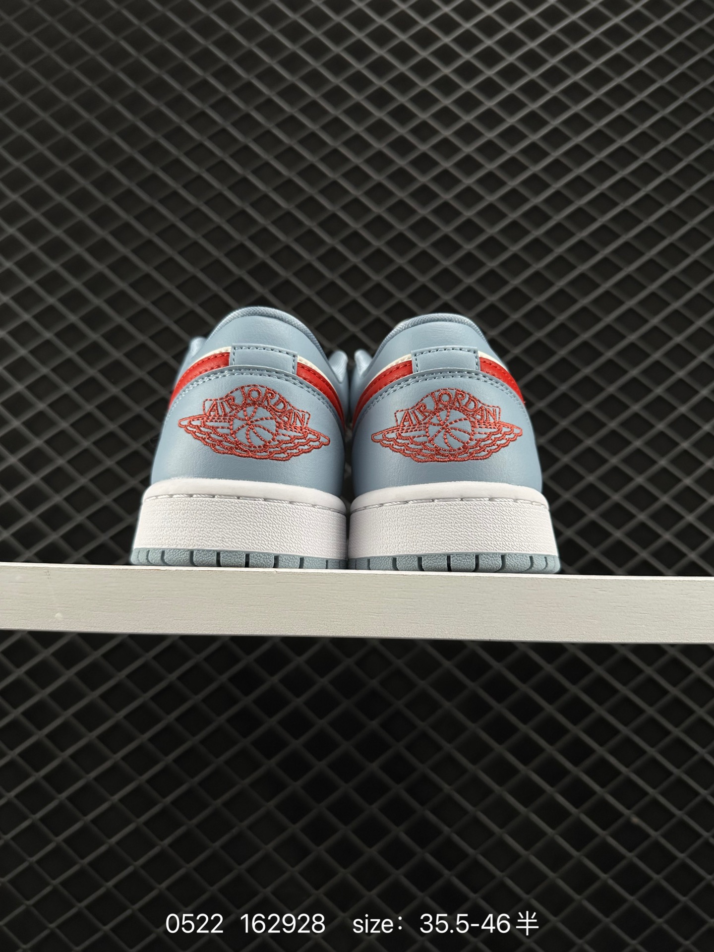 Air Jordan 1 Low AJ1